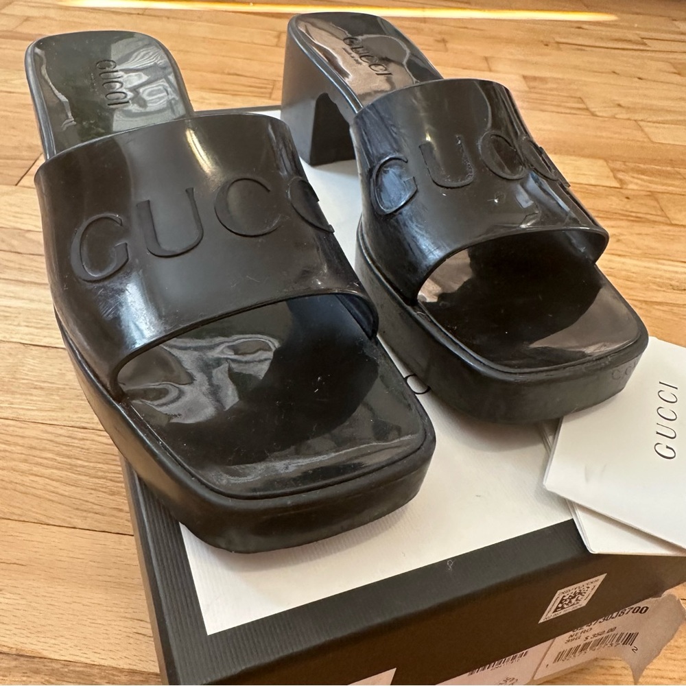 Gucci Rubber Block Heel Sandals/Slides